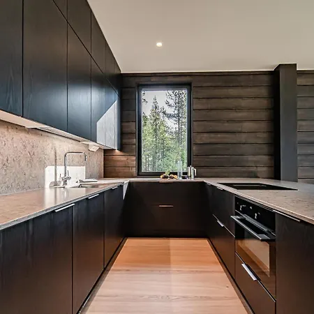 Fjaellen Lumiere Penthouse Ski-in Ski-out By Aavalevi *