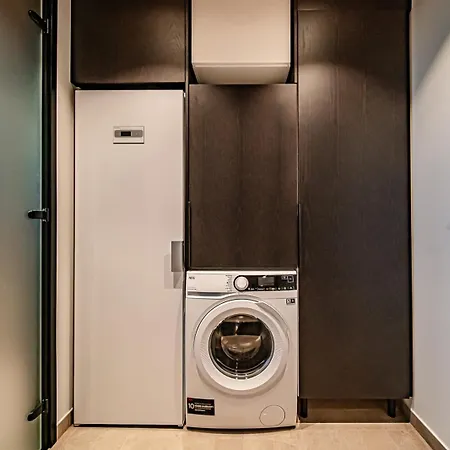 Lumière Penthouse By Aavalevi Appartement *