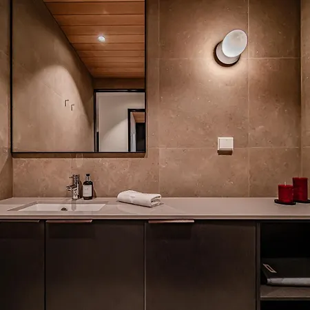 Fjaellen Lumiere Penthouse Ski-in Ski-out By Aavalevi * Levi